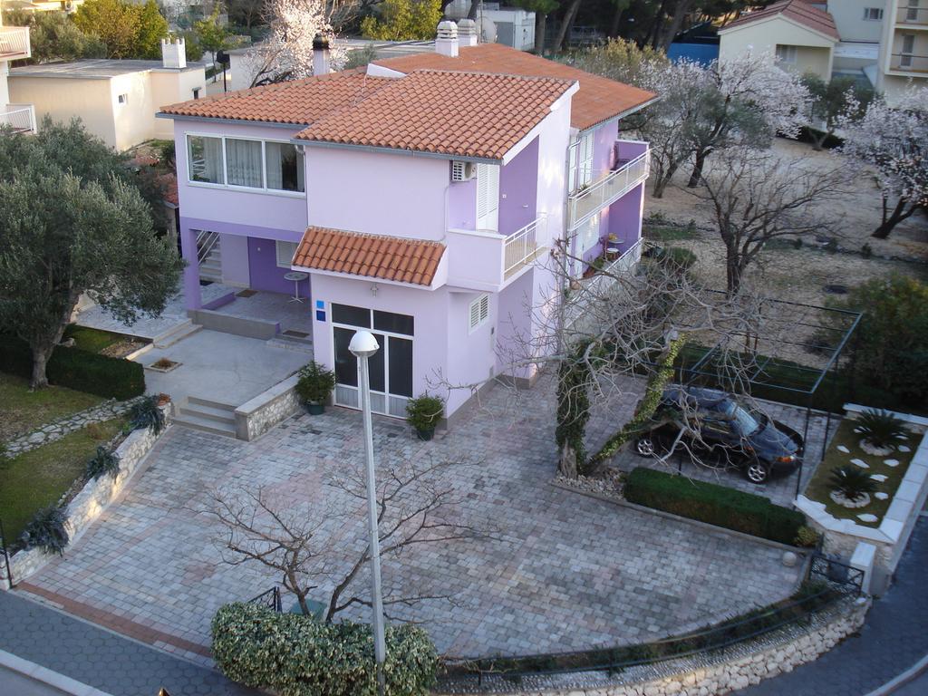 Apartments Villa Lilla Baška Voda Exterior foto